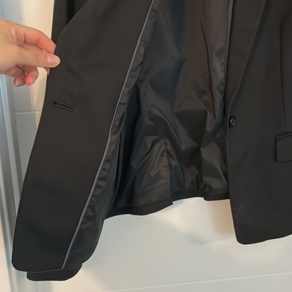Banana Republic Black Classic Cotton Blazer - Picture 9 of 11